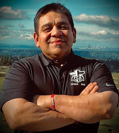 v27i3 Peter-De-La-Rosa