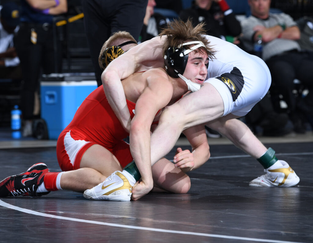 for web drake ayala third at scuffle