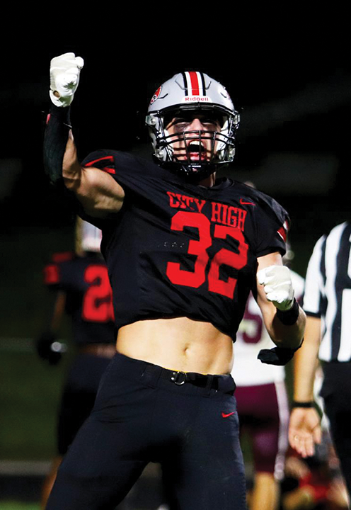 v28i12 ben kueter in ftb LHawk